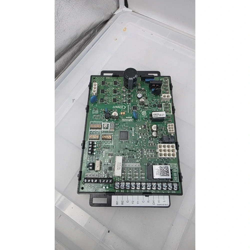 Lennox SureLight 102813-02 Control Circuit Board